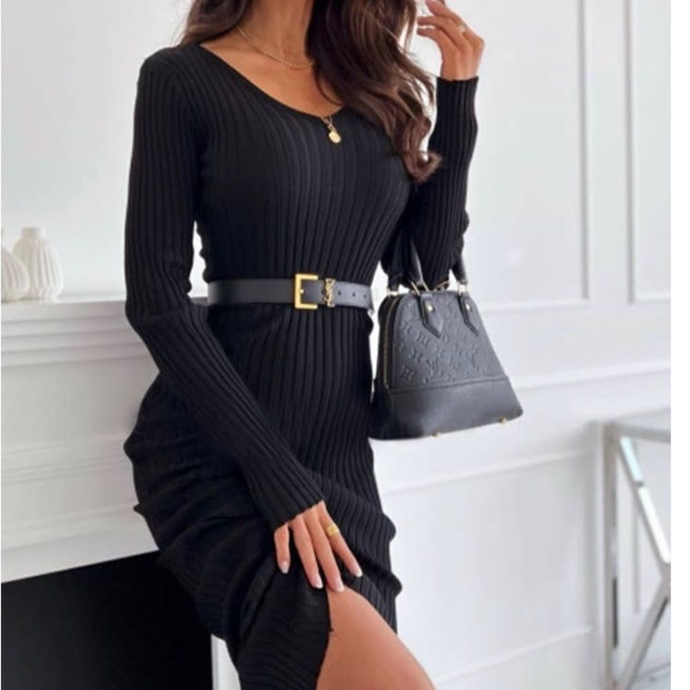 Lyza Knitted Ribbed Bodycon Midi Dress